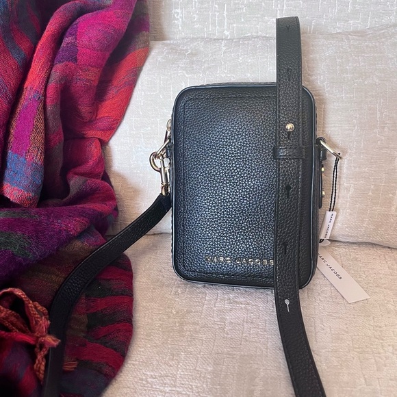 MARC JACOBS Pebbled Leather Crossbody Bag in Black - Picture 4 of 7